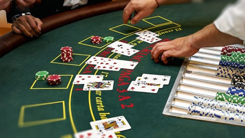 Luật chơi Poker tại Mmwin được xây dựng dựa trên các quy tắc truyền thống